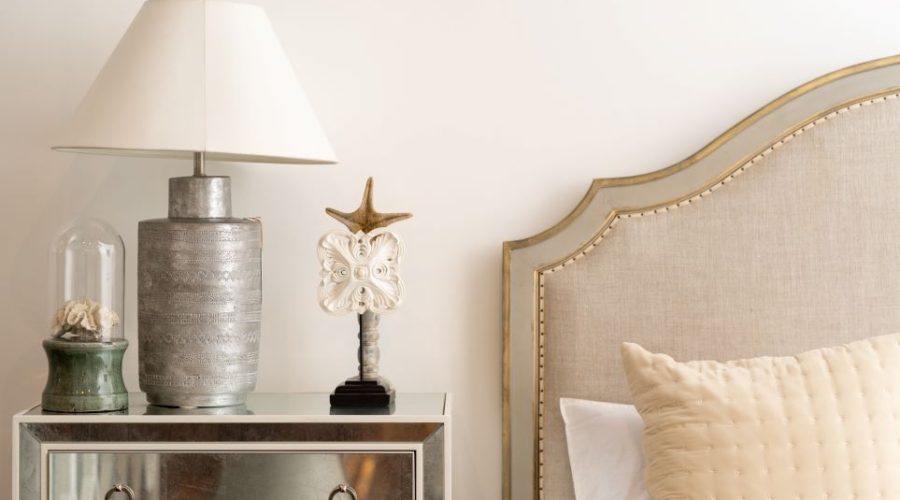 Best Mattress and Relaxing Bedroom Environment Where You Can Easily Fall Asleep