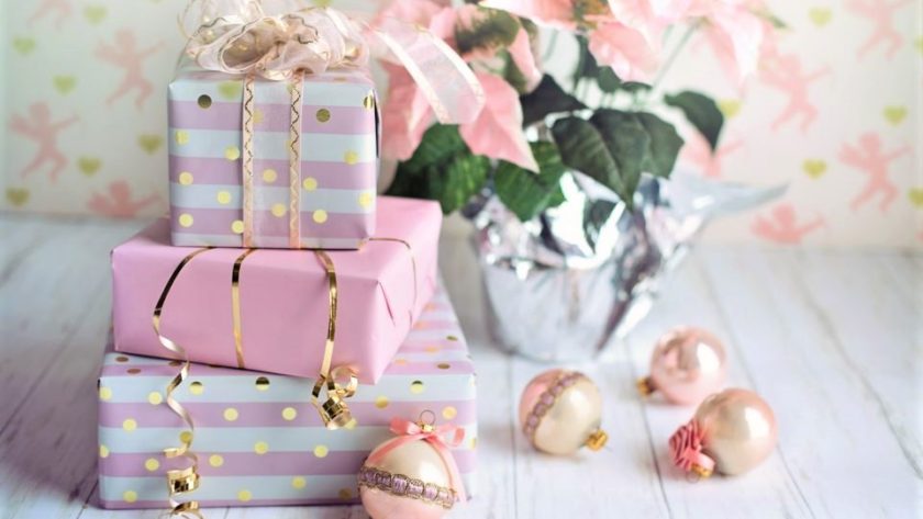 Pink Christmas decorations