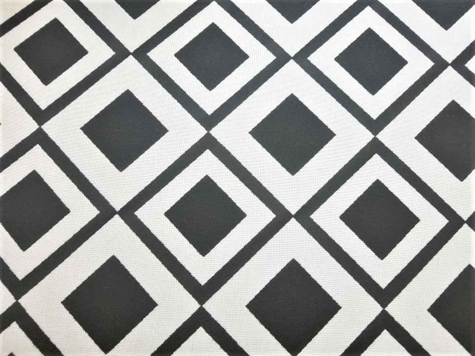 Black and white geometric diamond pattern