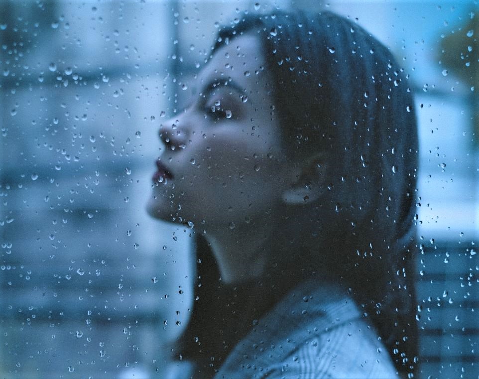 Use pauses to turn inward