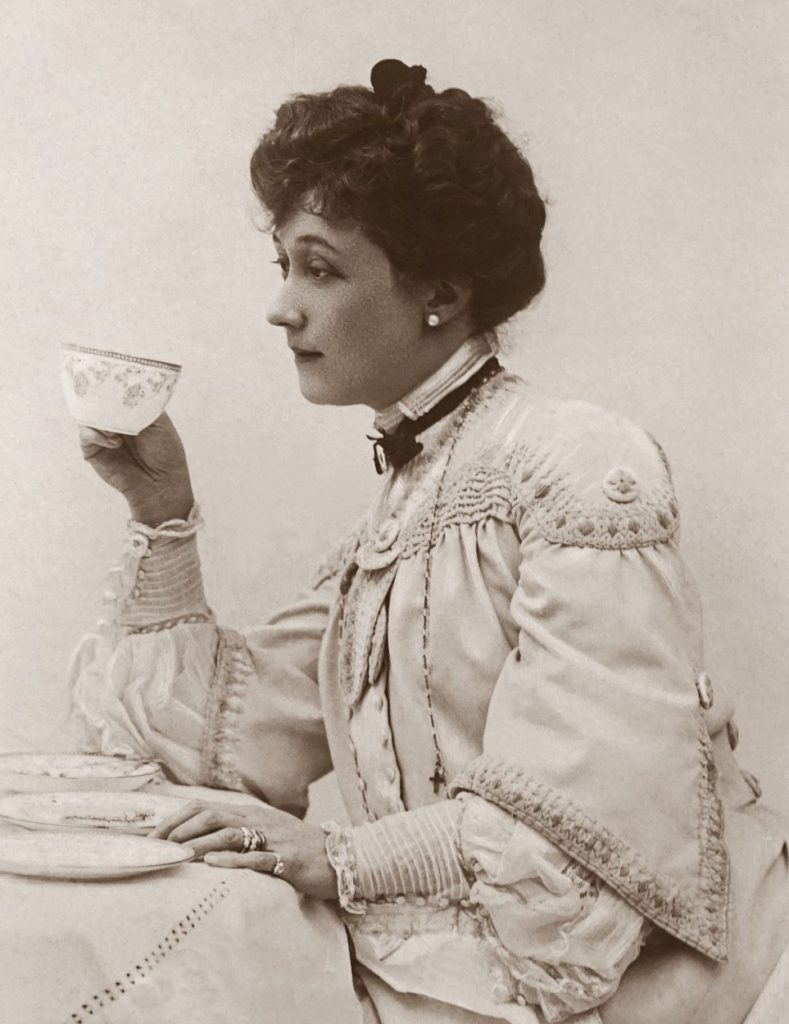 Photo of a Victorian woman in sepia tones